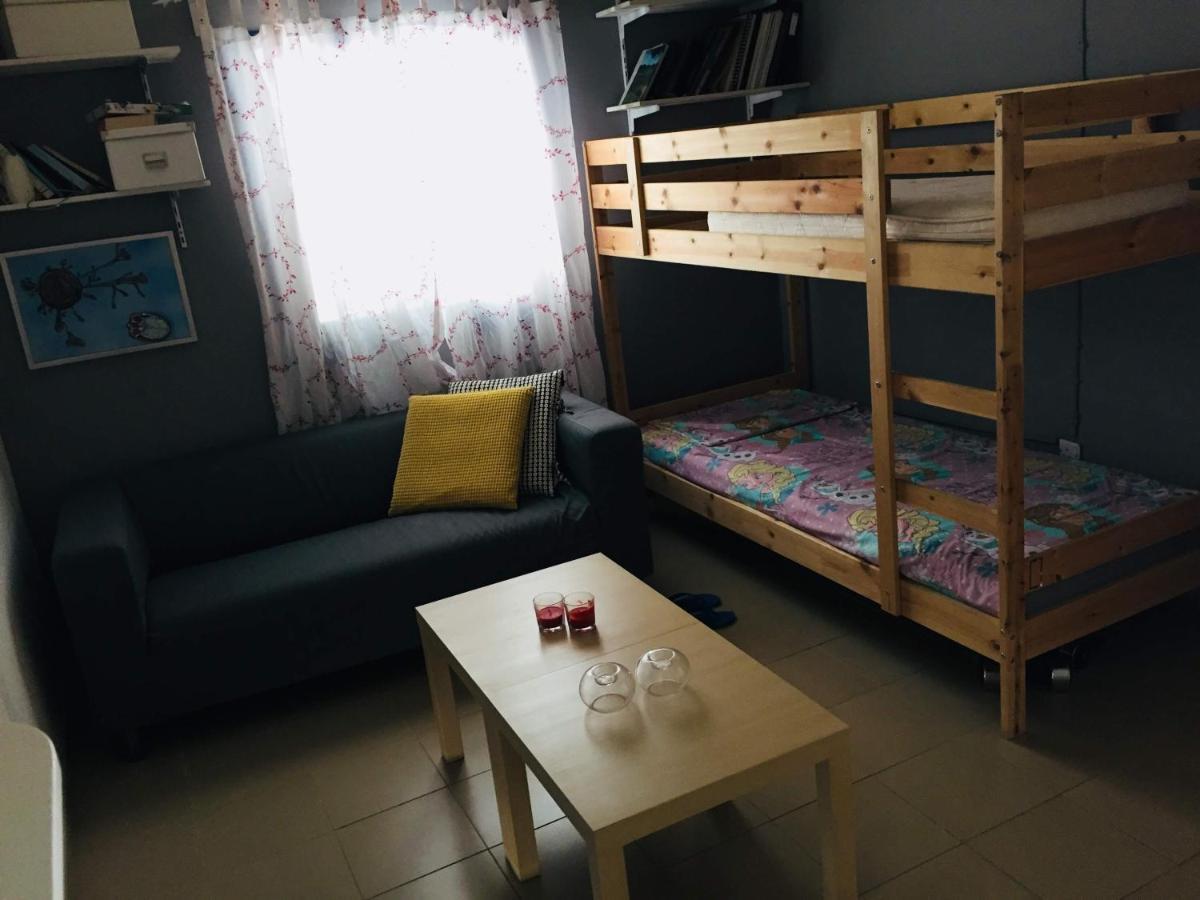 Artist Cottage In Dromolaxia ลาร์นาคา ภายนอก รูปภาพ